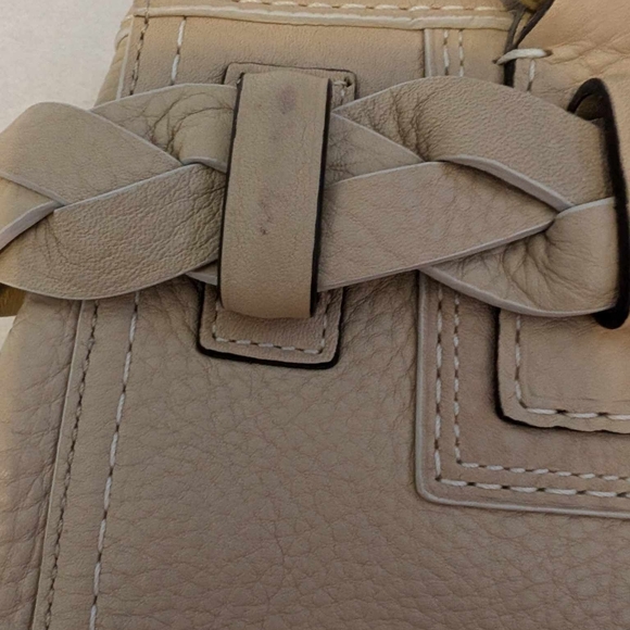 Coach Hampton Bag - Picture 11 of 12